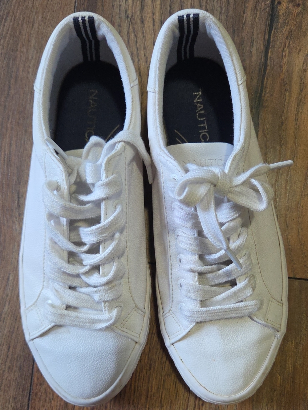 Nautica Aelisa Womens White Lace Up Low Top Sneakers Size 8.5 NavTech Comfort